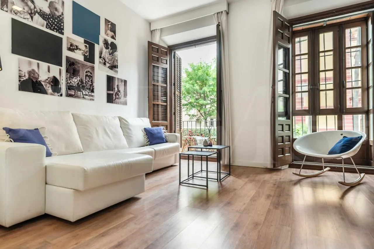 Spacious Apartment By Picasso Museum By Rems Malaga